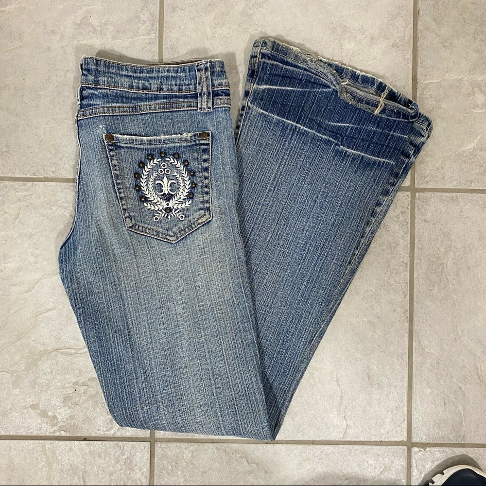NOBO Jeans Women’s 30 Flare Distressed Jeans Waist Light blue Denim Low Rise